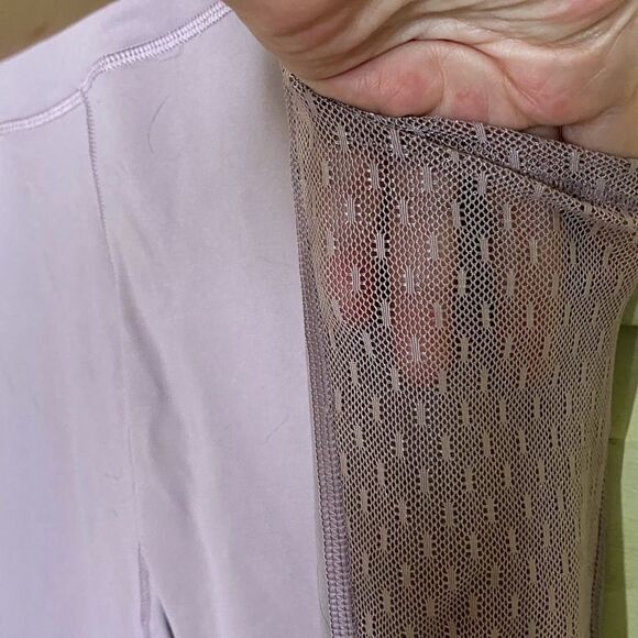 Victoria Sport Knockout Lilac Leggings with Mesh Lace Inserts & Pockets Size S - Picture 5 of 12